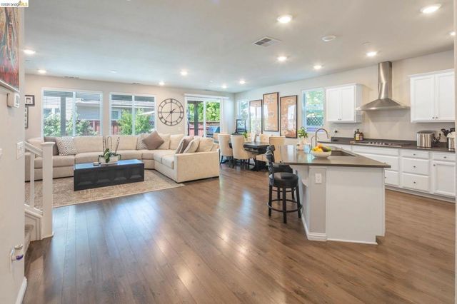 379 Savannah Way, Brentwood, CA 94513