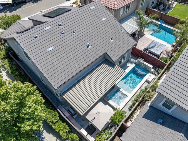 379 Savannah Way, Brentwood, CA 94513
