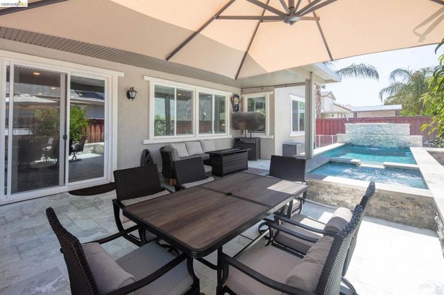 379 Savannah Way, Brentwood, CA 94513