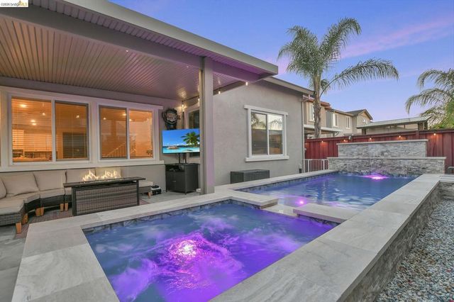 379 Savannah Way, Brentwood, CA 94513
