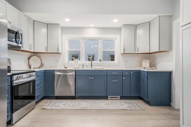 303 S 1ST AVENUE, Winneconne, WI 54986