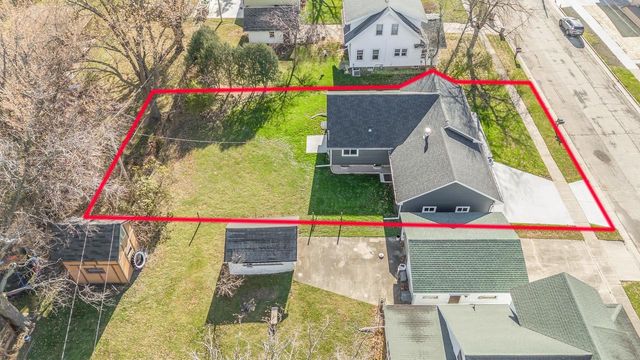 303 S 1ST AVENUE, Winneconne, WI 54986