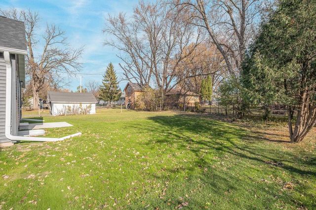 303 S 1ST AVENUE, Winneconne, WI 54986