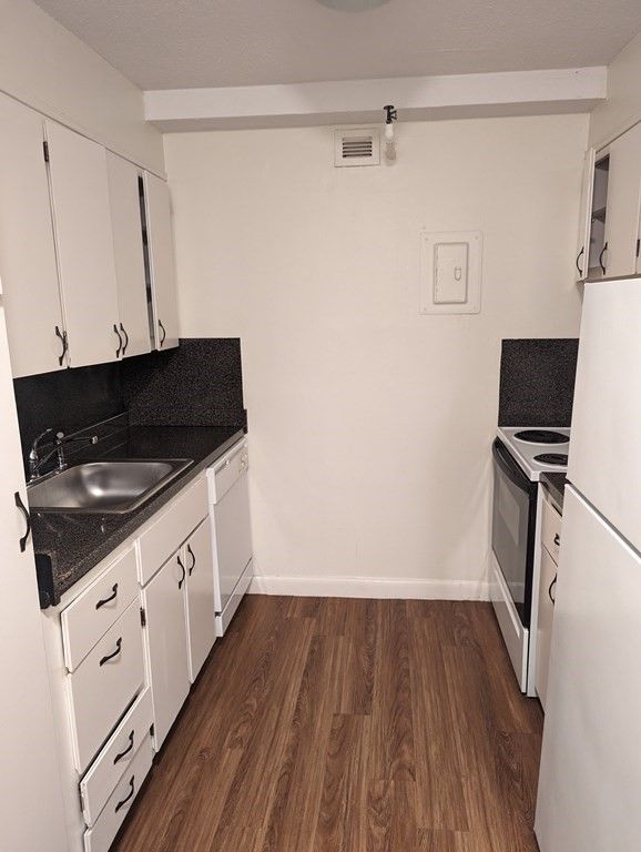 130 Bowdoin Street 602, Boston, MA 02108