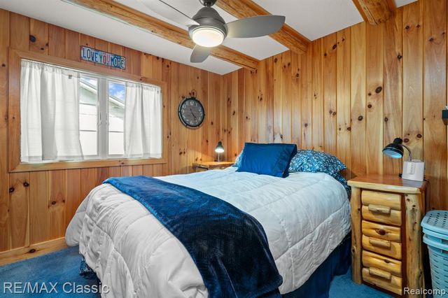 5286 Edgelake Drive, Pinckney, MI 48169