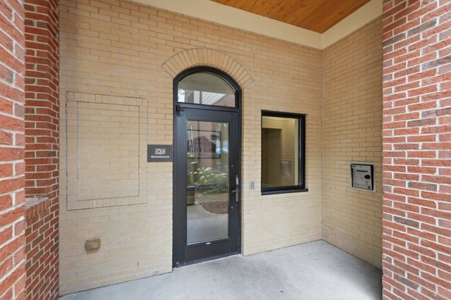 1015 Fatherland St Apt 308, Nashville, TN 37206