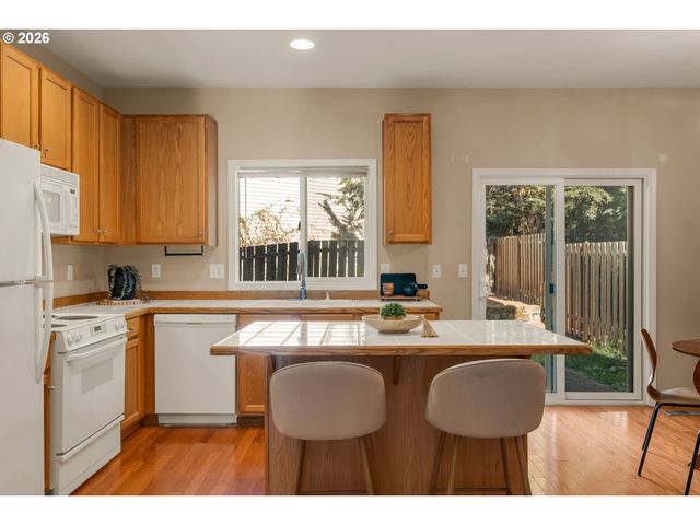 7421 Ne SHALEEN St, Hillsboro, OR 97124