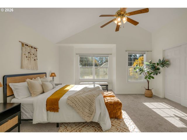 7421 Ne SHALEEN St, Hillsboro, OR 97124