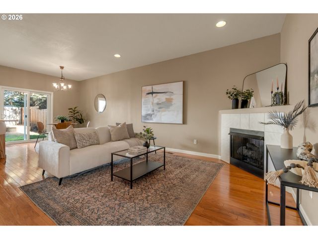 7421 Ne SHALEEN St, Hillsboro, OR 97124