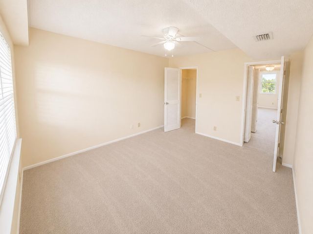 3520 Oaks Way 402, Pompano Beach, FL 33069