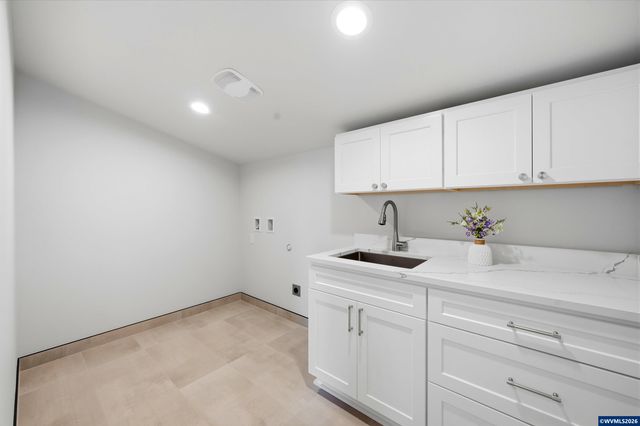 6314 Jacinda Ln S, Salem, OR 97302