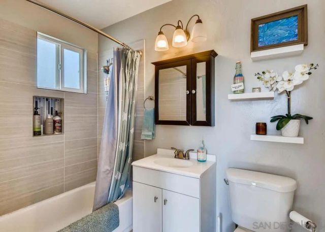 6325 morlan, San Diego, CA 92117