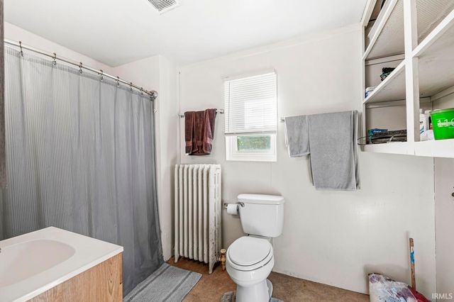 122 Crescent Street, Goshen, IN 46528