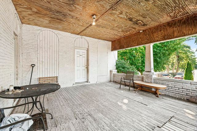 122 Crescent Street, Goshen, IN 46528