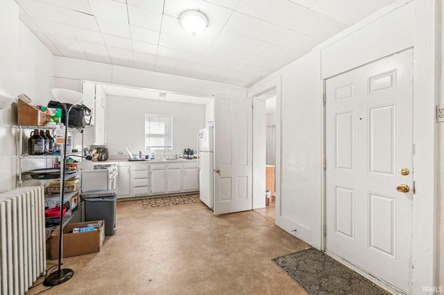 122 Crescent Street, Goshen, IN 46528