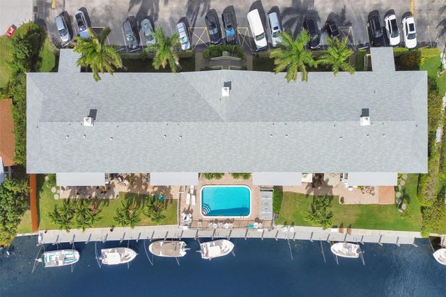 935 SE 9th Ave 16, Pompano Beach, FL 33060