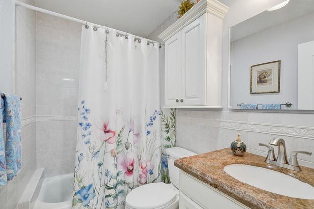 935 SE 9th Ave 16, Pompano Beach, FL 33060