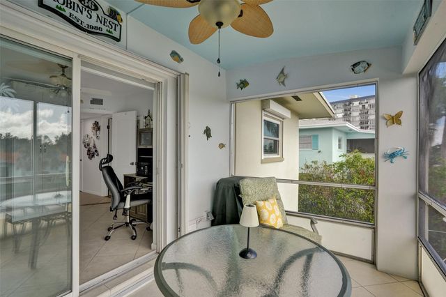 935 SE 9th Ave 16, Pompano Beach, FL 33060