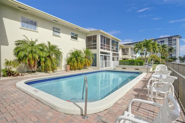 935 SE 9th Ave 16, Pompano Beach, FL 33060