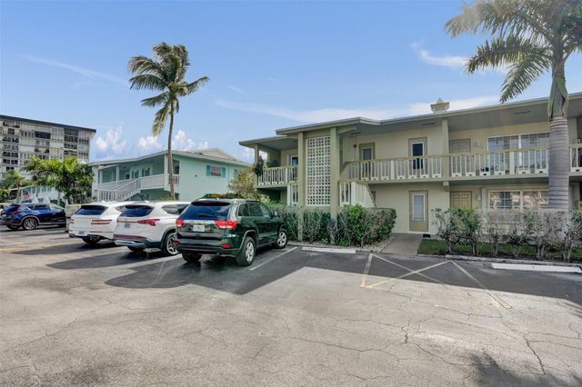 935 SE 9th Ave 16, Pompano Beach, FL 33060