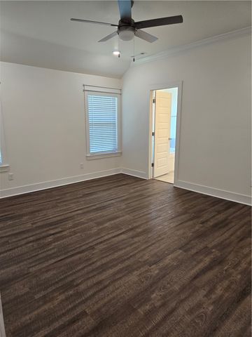 2400 N Kathryn Lane, Siloam Springs, AR 72761