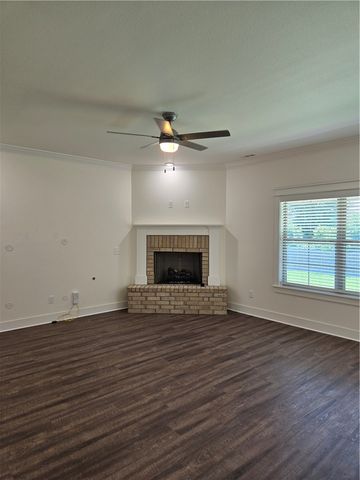 2400 N Kathryn Lane, Siloam Springs, AR 72761