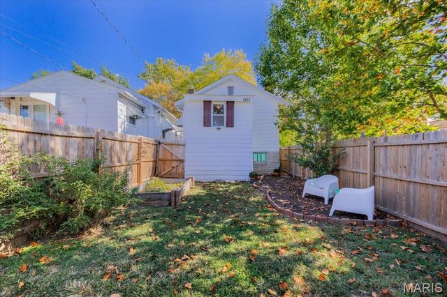 5661 Leona Street, St Louis, MO 63116