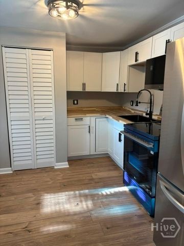 1226 E 38th Street, Savannah, GA 31404