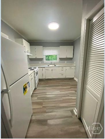 1226 E 38th Street, Savannah, GA 31404