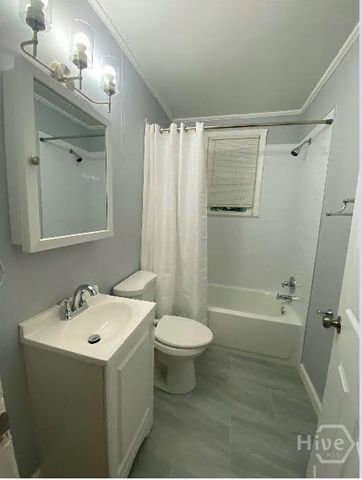 1226 E 38th Street, Savannah, GA 31404