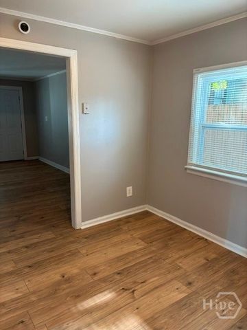 1226 E 38th Street, Savannah, GA 31404