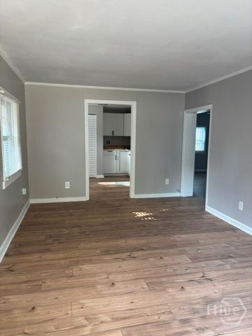 1226 E 38th Street, Savannah, GA 31404