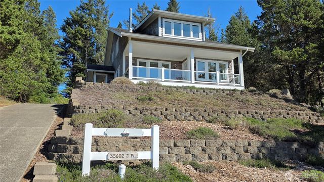 35602 J Place, Ocean Park, WA 98640