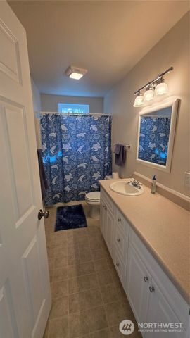 35602 J Place, Ocean Park, WA 98640