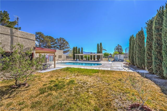 290 West Liberty Street, Pahrump, NV 89048