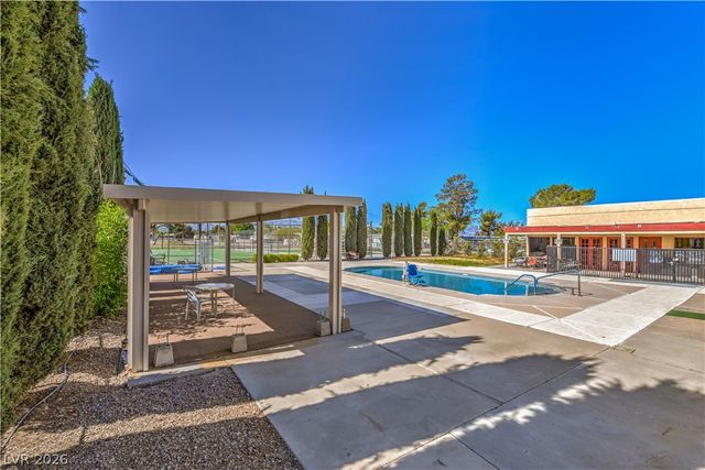 290 West Liberty Street, Pahrump, NV 89048