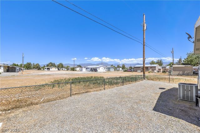 290 West Liberty Street, Pahrump, NV 89048