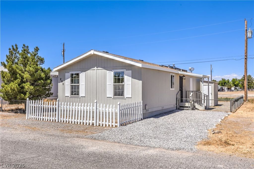 290 West Liberty Street, Pahrump, NV 89048