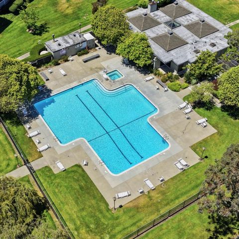 1151 Compass Lane 111, Foster City, CA 94404