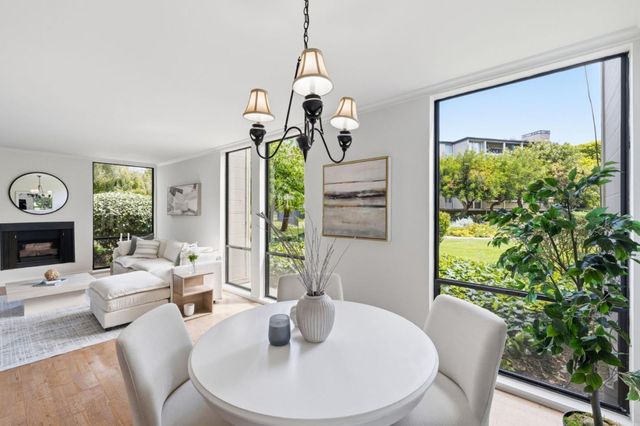 1151 Compass Lane 111, Foster City, CA 94404
