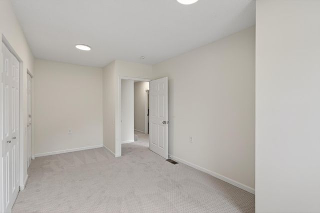 1627 Thomas Avenue N, Minneapolis, MN 55411