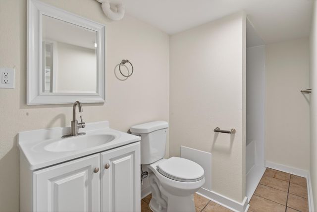 1627 Thomas Avenue N, Minneapolis, MN 55411