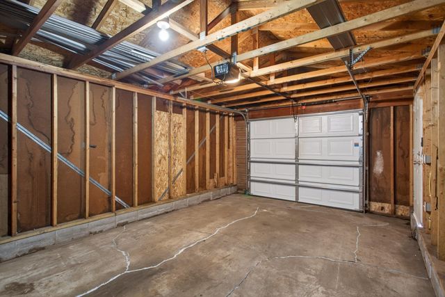 1627 Thomas Avenue N, Minneapolis, MN 55411