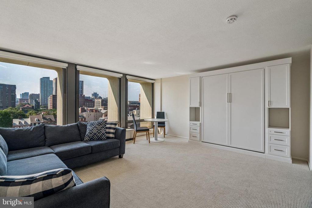 210 LOCUST ST #9EW, PHILADELPHIA, PA 19106 — photo 2