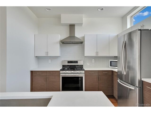 1208 Perry St, Denver, CO 80204