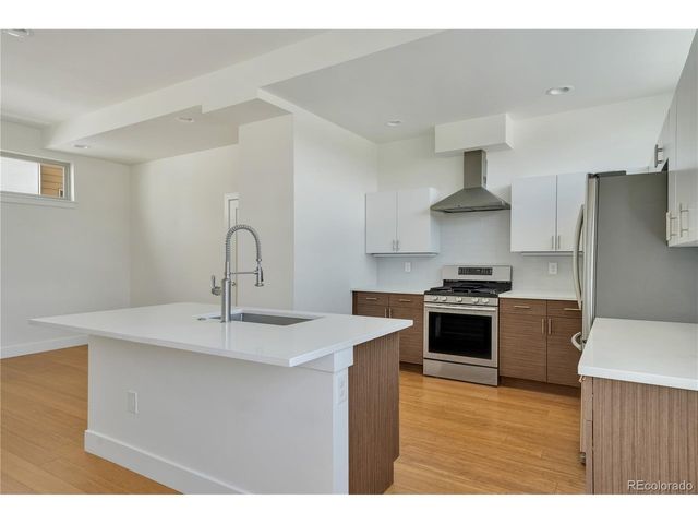 1208 Perry St, Denver, CO 80204