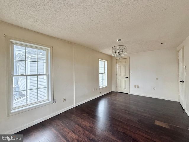 611 N INDIANA AVE, Atlantic City, NJ 08401