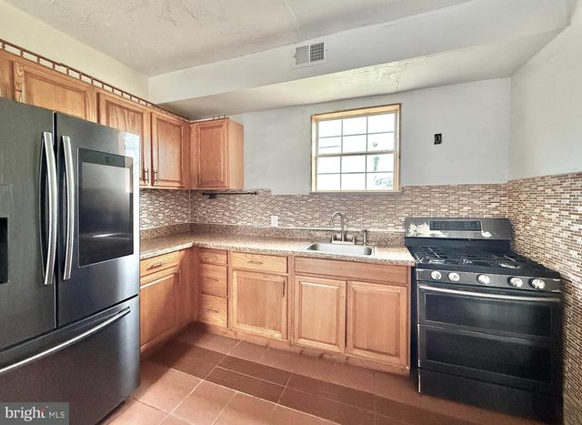 611 N INDIANA AVE, Atlantic City, NJ 08401