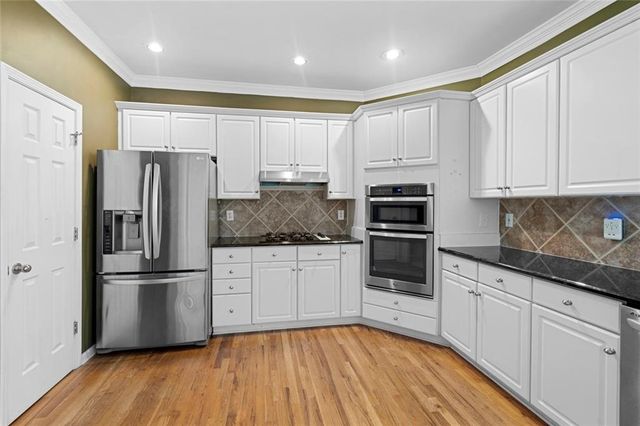 7326 Wood Hollow Way, Stone Mountain, GA 30087