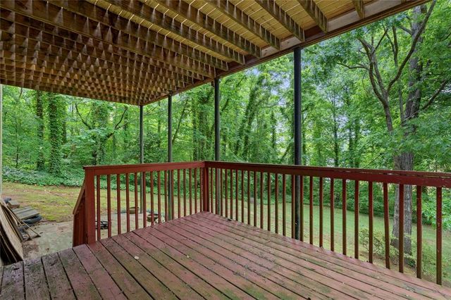 7326 Wood Hollow Way, Stone Mountain, GA 30087
